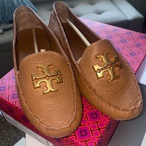 Tory Burch Everly Tan Driver